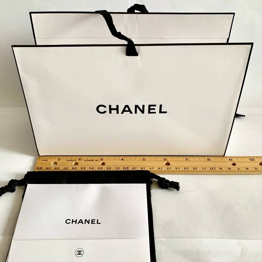 CHANEL Gift Box Set w Card Envelope Drawstring Pouch White Origami Authentic